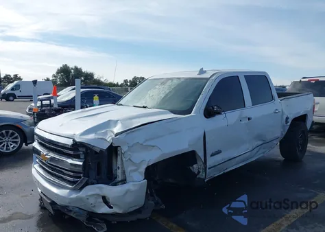 2017 Chevrolet Silverado 1500 High Country z USA, uszkodzony, nr VIN 3GCPCTEC2HG184536